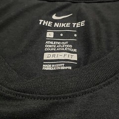 Nike Men’s Athletic Wear Short Sleeve Swoosh Graphic Workout Active Gym T-Shirt