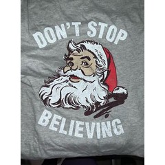 Holiday Time Men’s Santa Don’t Stop believing Graphic Tee Light Grey classic top
