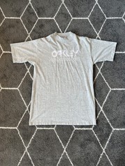 Vintage Oakley High Definition Optic Embroidered T-shirt Size XL