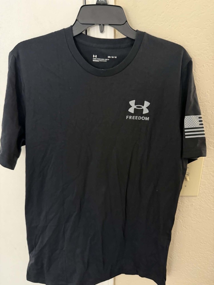 Under Armour 1370810 002 UA Mens Medium Freedom Flag USA Cotton Black Gray