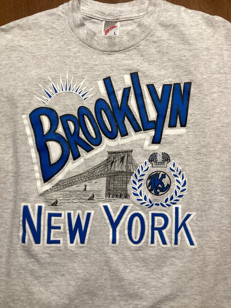 Vintage 90s Brooklyn New York Shirt Size L Gray