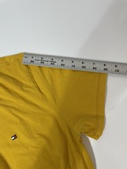Tommy Hilfiger Men’s Yellow Solid Logo Crew Neck Short Sleeve T-Shirt Large