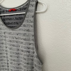Penshoppe Mens Gray Tribal Leaf Print Tank Top Chest Pocket Size M Sleeveless