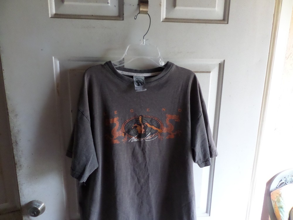 BRUCE LEE JEAN COMPANY MEN’S LEGEND T-SHIRT SIZE L MARTIAL ARTS