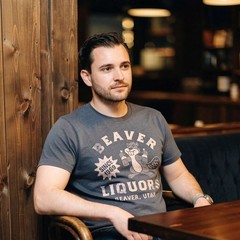 Mens Beaver Liquors T Shirt Funny Booze Bottle Drinking Joke Tee For Guys