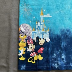2019 Disney World New Year T Shirt Mens Medium Blue Tie Dye 2010s Orlando FL