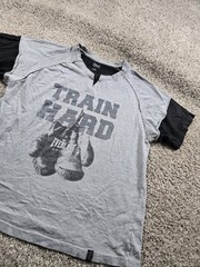 Everlast T Shirt Large Mens Gray Short Sleeve Glove Graphic Pullover
