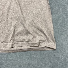 Volcom Tank Top Mens Medium Heather Gray Chest Pocket Sleeveless Logo Pullover