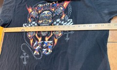 Avirex Skull Chains Tee Shirt Size XL Embroidered Grunge 100% Cotton Vibrant