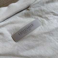 Essentials Fear Of God Beige Logo Men’s Tee size XXL in GUC