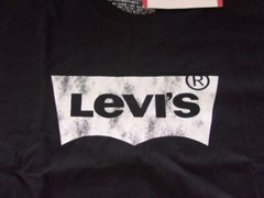 Levi’s Men’s Short Sleeve Crew Neck Graphic Logo T-Shirt