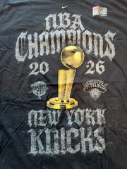 Size L – Nike New York Knicks 2025-26 Champions Men’s Basketball T-Shirt