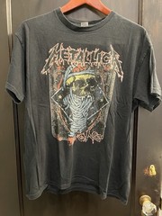 Metallica One Shirt. Preowned Size Large. Good Condition.