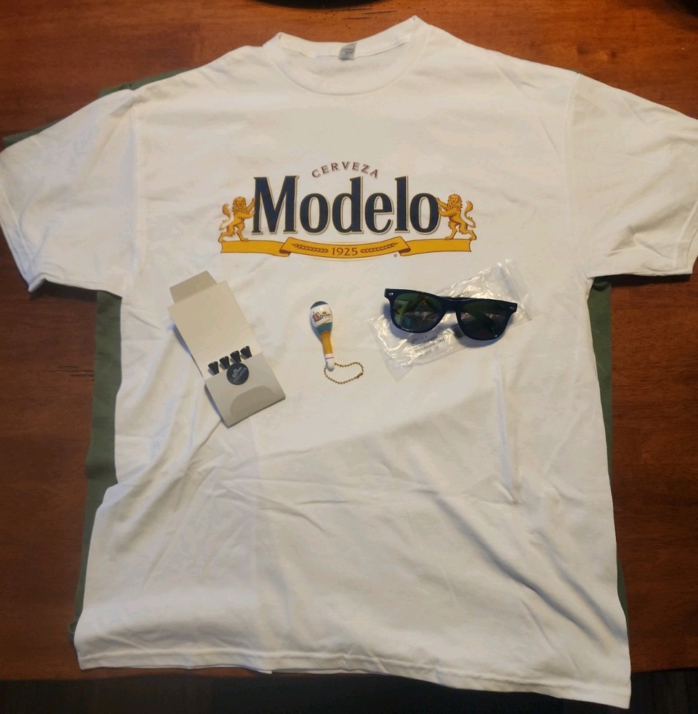 Modelo Men’s T Shirt Bundle/ *Golf Tee *Sunglasses *Corona Keychain * L -T shirt