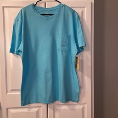 Island republic men’s colored pocket T-shirts Sz L (Set Includes 2)