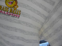 Vintage Brass Balls Saloon Men’s T-Shirt Size XL Ocean City MD
