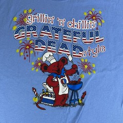 Liquid Blue Grateful Dead Style Grilling Chillin Bear T Shirt XL