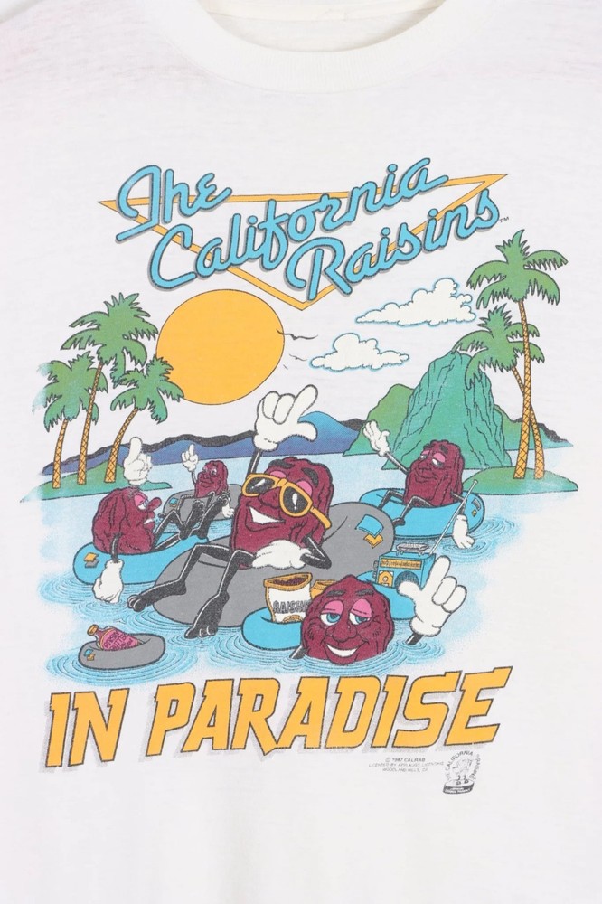 CALIFORNIA RAISINS IN PARADISE 87 Unisex All size White T-Shirt