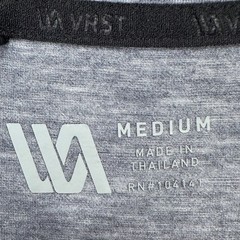 VRST T-Shirt Tee Men Medium Gray Short Sleeve Crewneck Gym Workout Logo Athletic