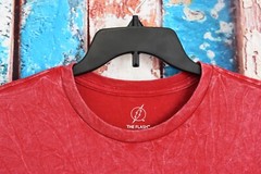 Men’s The Flash DC Comic T-Shirt Fitted Short Sleeve Crew Neck MEDIUM Red NEW