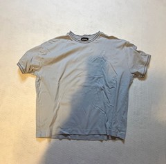Express Men’s Light Gray Boxy Fit T-Shirt with Striped Trim Collar and Cuffs
