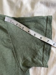 Gildan Men Crewneck Shirt Size Medium Green Short Sleeve Cotton Blend