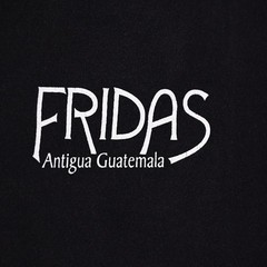 Vintage Fridas Antigua Guatamala Back Print T Shirt Men XL