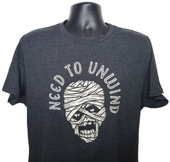 WAY TO CELEBRATE HALLOWEEN Mens T-Shirt SIZE L Short Sleeve Gray Graphic Tee