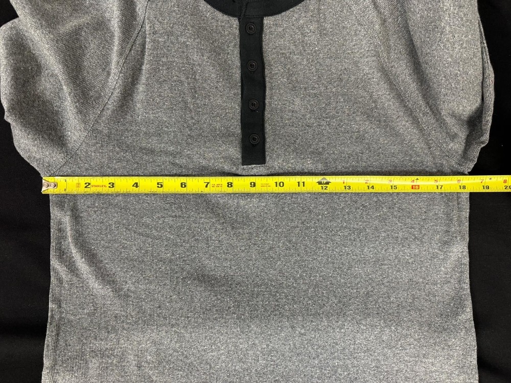Levi’s Mens Long Sleeve Thermal Henley Shirt Grey/Black Choose Your Size. NWB