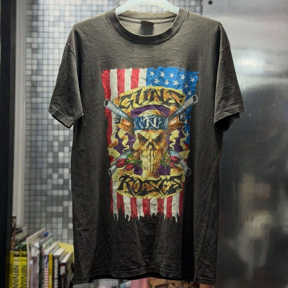 Vintage GUNS N ROSES Use Your Illusion Tour 1991-1993 T-shirt
