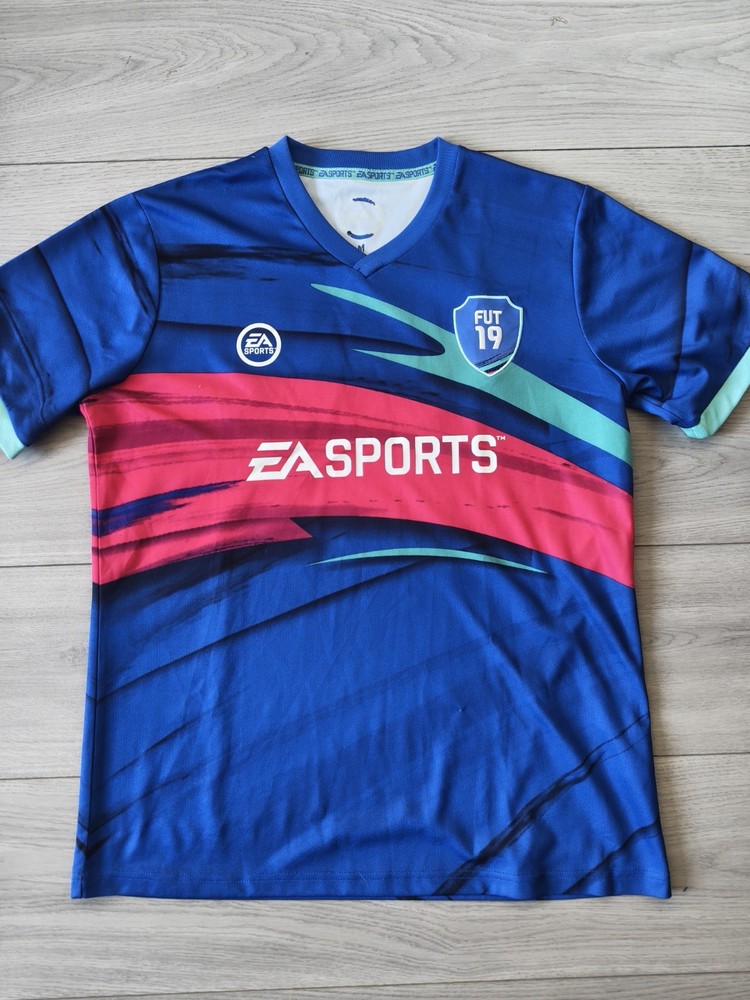 EA Sports Fifa 19 Ultimate Team FUT Football Shirt Jersey Mens Medium #19