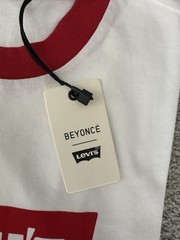 Levis Beyoncé Collaboration Ivory White Red T Shirt Limited Edition Small New