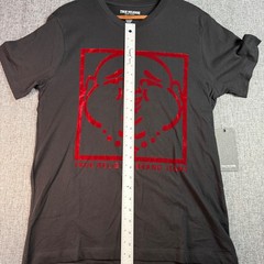 True Religion Buddha Face Graphic Tee Jet Black Red Velvet Print Mens M NWT