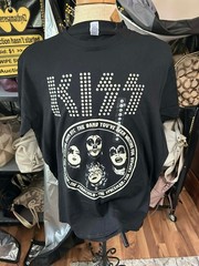 Kiss Brisco Brands T-Shirt Large Black New with Tags!