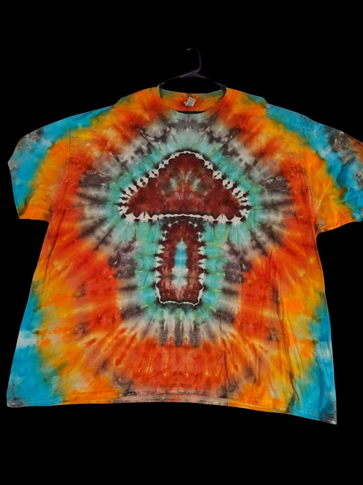 Hand Made Mushroom Design Tie Dye T-shirt 3XL