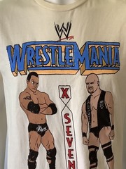 NEW RIPPLE JUNCTION Men’s The Rock vs Stone Cold Wrestlemania Tee Shirt (Size M)