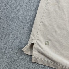 Lululemon Shirt Mens Large Beige Chest Pocket Relaxed Fit Oxford Crewneck Casual