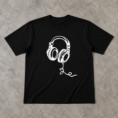 Colorful Dripping Headphones DJ Music Lover Graphic T-Shirt Streetwear Tee