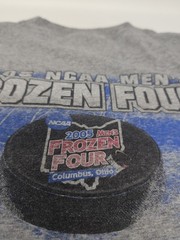 NCAA Frozen Four College Ice Hockey Columbus Ohio 2005 Vintage T-Shirt Size XL