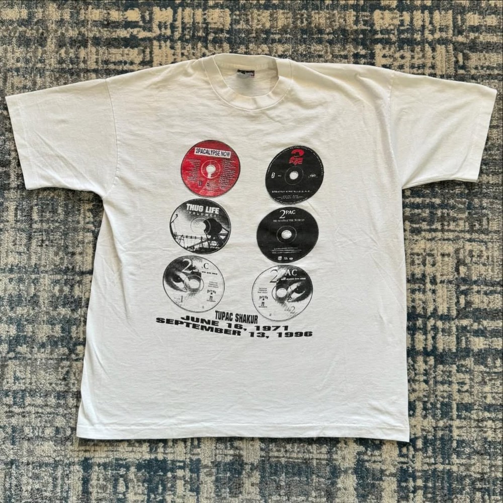 1996 2 PAC MEMORIAL RAP TEE Vintage T-Shirt Reprint