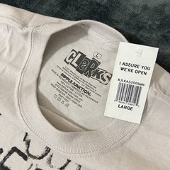Clerks “I Assure You We’re Open” Men’s Kevin Smith Quick Stop Movie, Size Large