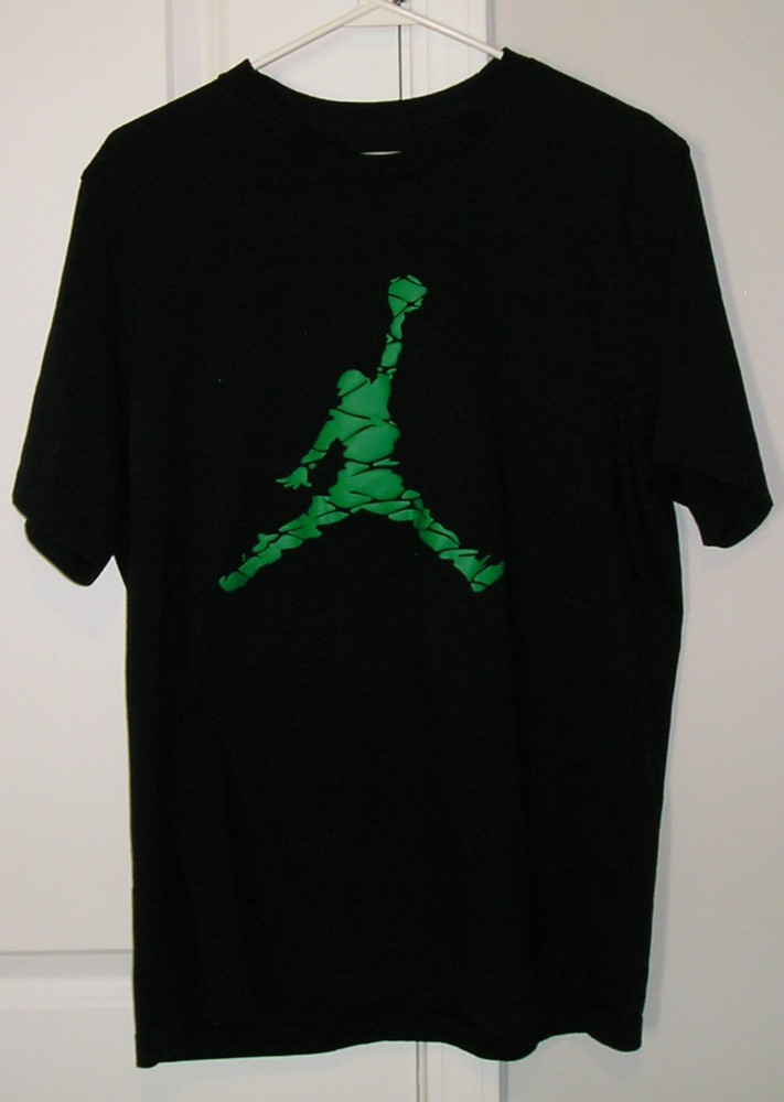 NIKE AIR JORDAN MEN’S (L) BLACK GRAPHIC COTTON (SS) BASKETBALL JUMPMAN LOGO TEE!
