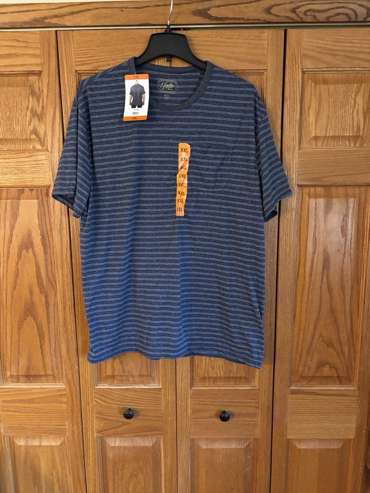 NWT Jachs T Shirt Mens XXL Blue Pin Stripes Pocket Crew Neck