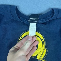 VTG Etnies Mens Graphic T-Shirt Navy Blue Yellow Headphone Skate Logo Size M