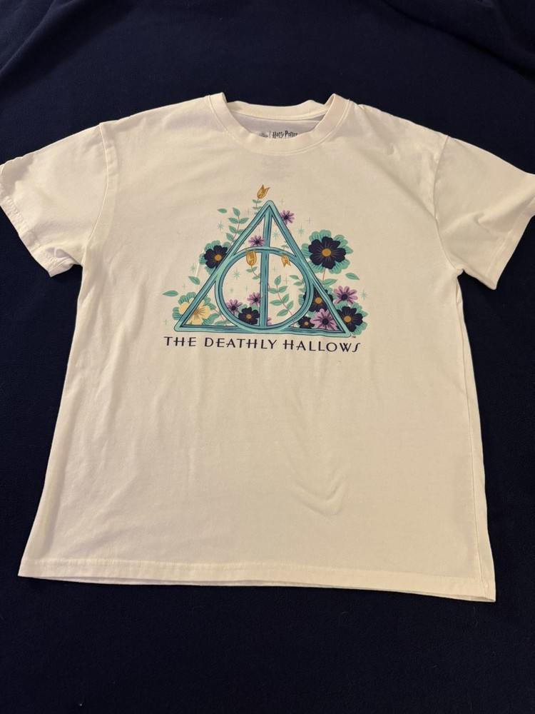 Harry Potter Deathly Hallows Graphic Tee White Crew Neck Short Sleeve M