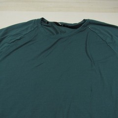 Lululemon Shirt Mens Extra Large Green Long Curved Hem Tech Performance Stretch