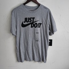 Nike Men’s Sportswear Just Do It Swoosh Graphic T-Shirt AR5006-063 Dark Grey