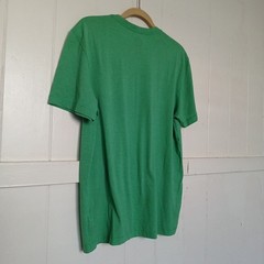 Life is Good Notre Dame T-Shirt Spread Good Vibes Men’s Medium Classic Fit Green