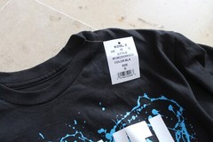 Marvel Comics Splatter Logo T-Shirt New Black with White Blue and Red size S NWT