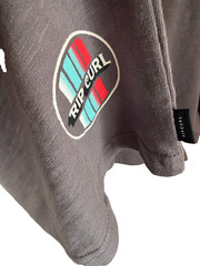 Rip Curl Long Sleeve Relaxed Fit Gray Shirt with Red Sleeve Stripes (2XL)